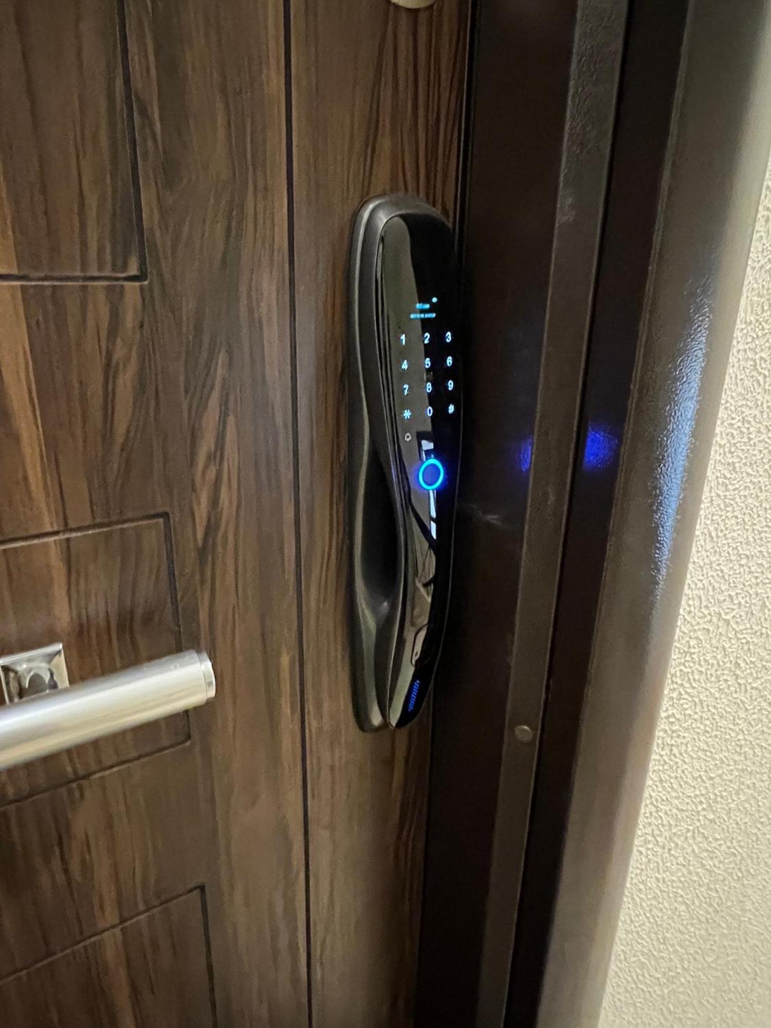 Apartment Sunny Elegant 3br Near Auc New Kairo