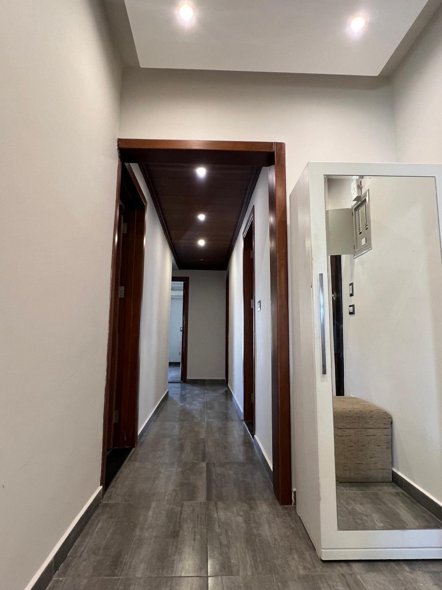 Apartment Sunny Elegant 3br Near Auc New Kairo